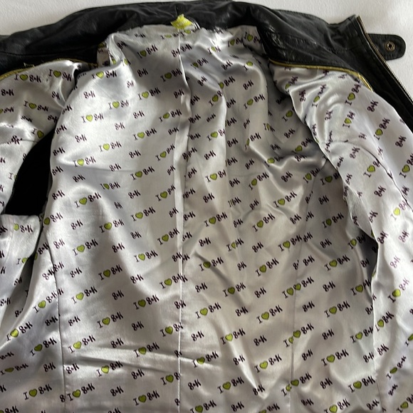 Woman leather jacket - Picture 6 of 8